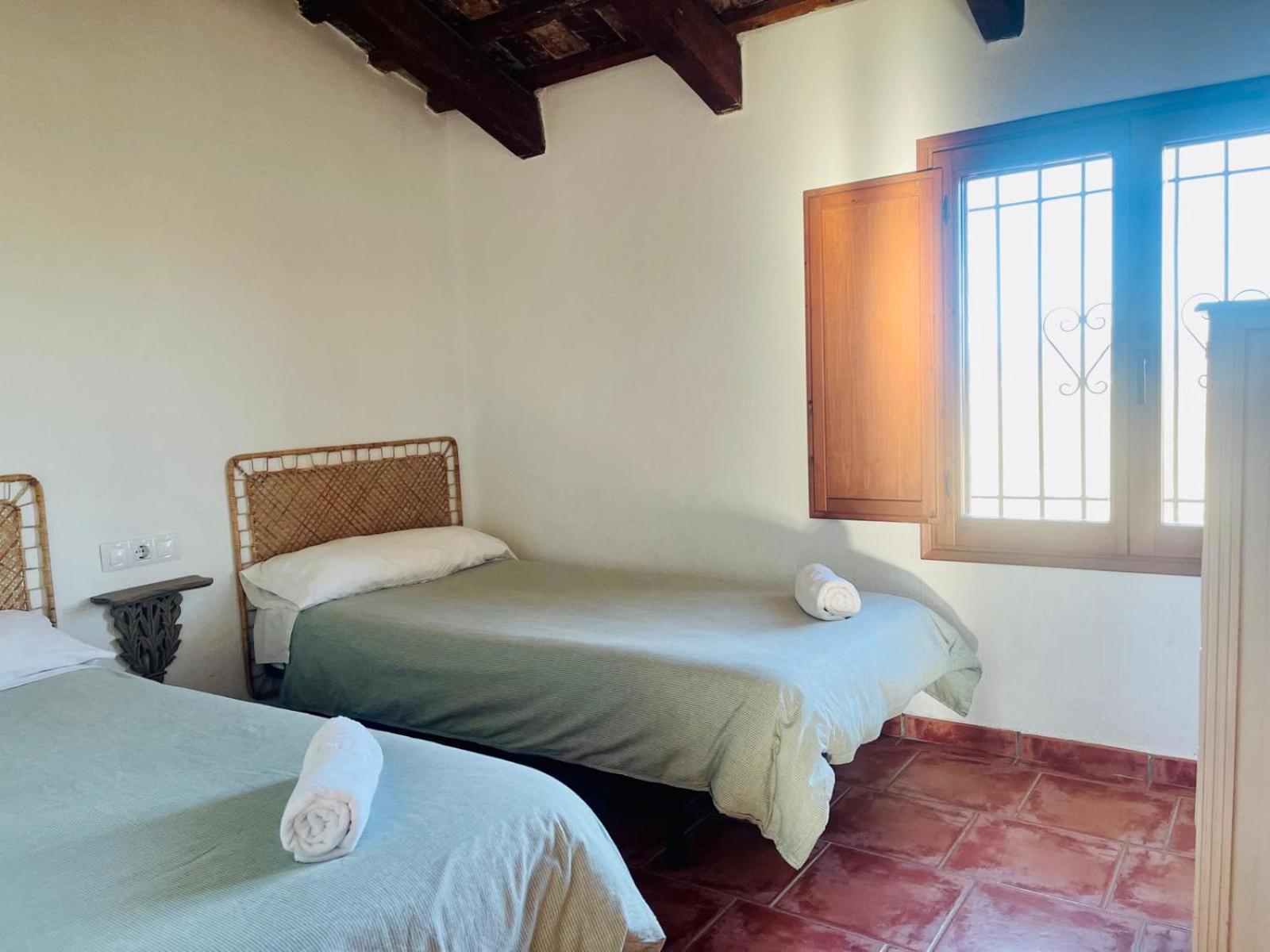 Masia Llambrich Holiday home *